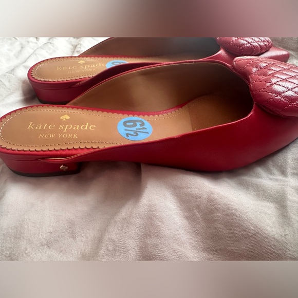 Kate Spade New York Red Quilted Heart Pointed-Toe Mules – Slip-On Heels – 6.5 - Picture 5 of 8